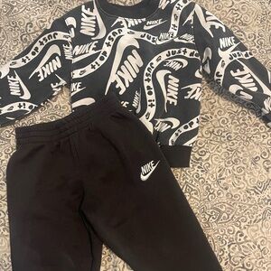 Nike Black and White Sweatpants Joggers